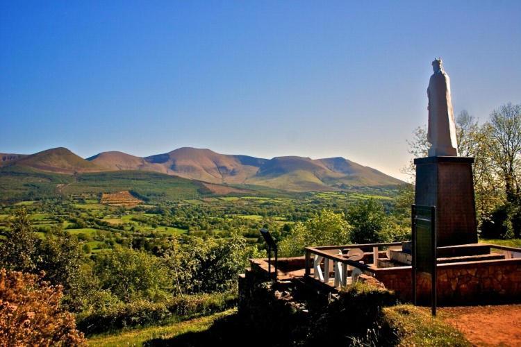 Corderry Farmhouse, Idyllic Cottage Amid 250 Acres Lisvernane Buitenkant foto